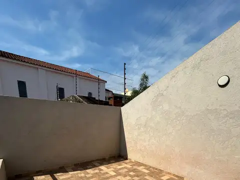 Depto Tipo Casa en Venta de 1 dormitorio