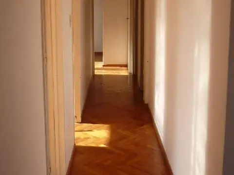 Departamento en Venta de 4 dormitorios