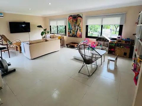 Casa en Venta en Altos De Manzanares, USD 320.000