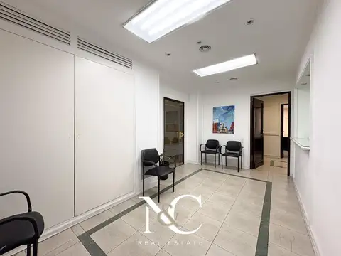 Oficina en Venta 65 años