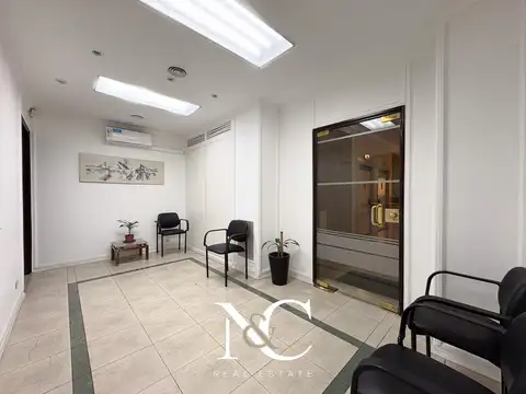 Oficina en Venta en Tribunales, USD 240.000
