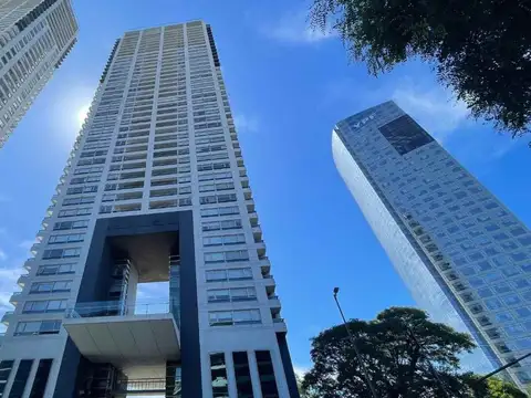 VENTA DE BAULERA EN TORRES DEL YACHT