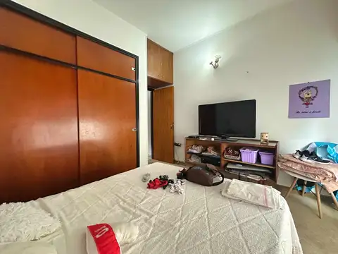 Depto Tipo Casa en Venta 40 años