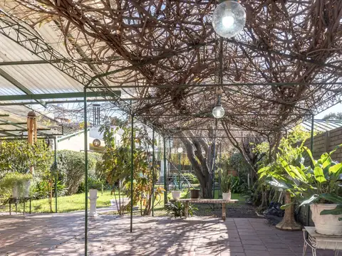 Venta hermosa Casa Financia 7 Ambientes Temperley