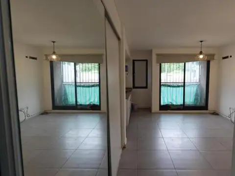 Departamento en Venta en Refinerias, USD 45.000