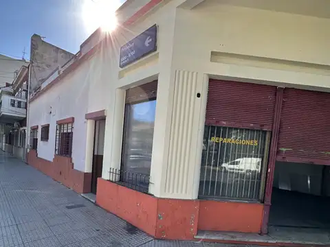 LISANDRO DE LA TORRE Y PERIBEBUY 700