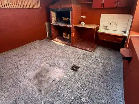 Depto Tipo Casa en Alquiler de 2 dormitorios