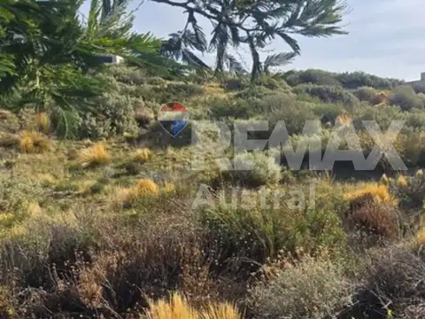 TERRENO EN LA HERRADURA 1521m2 A PASOS DEL MAR