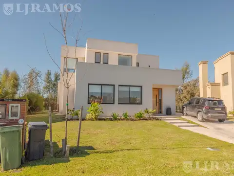 Casa en Venta en Puertos - Acacias, USD 495.000