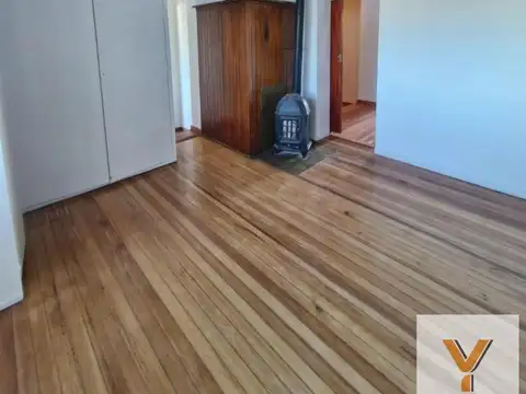 Avenida del Libertador e/ General Miguel de Güemes y Carlos Francisco Melo