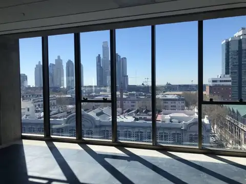 Oficina en Alquiler con 3 cocheras