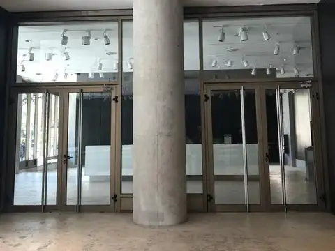 Av Paseo Colón al 600