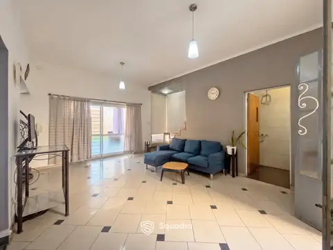 Depto Tipo Casa en Venta de 5 ambientes