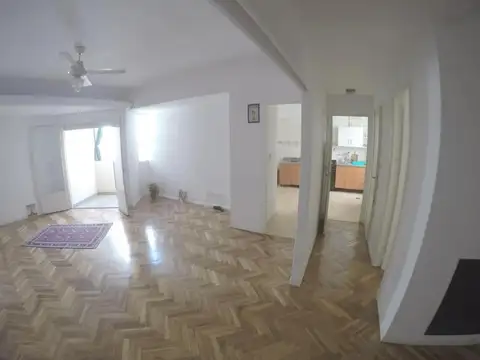 Departamento en venta - 4 Dormitorios 2 Baños - Villa Crespo