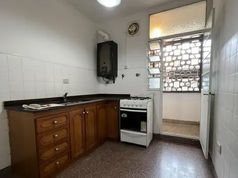*OFICINA DE 2 AMB. CON LAVADERO *OPCION DE COCHERA CUBIERTA u$s 15.000