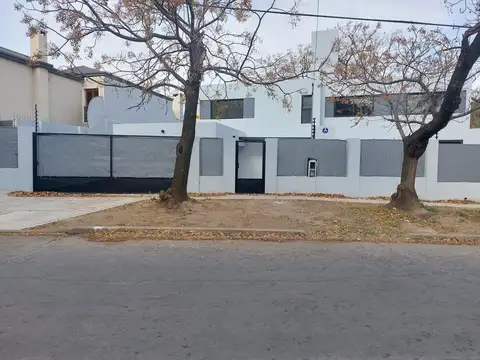 Depto Tipo Casa en Venta de 4 ambientes