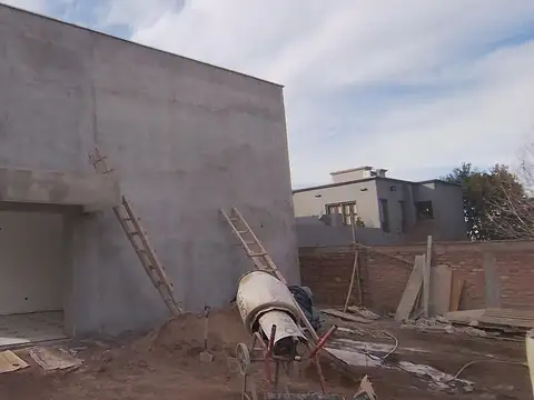 OFICINAS EN VENTA ALZAGA Y LARREA CHACRAS DE CORIA