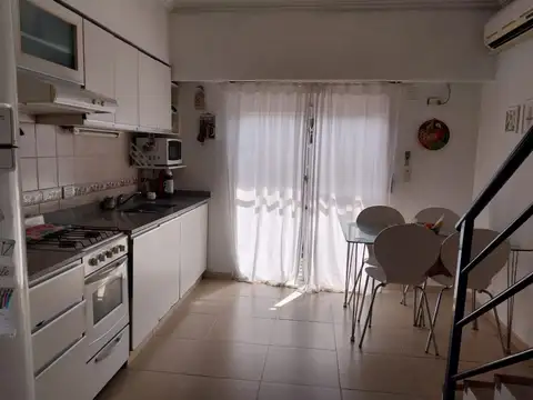 Depto Tipo Casa en Venta de 2 ambientes