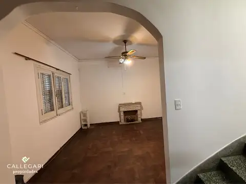 Casa 4 ambientes con Terraza en Venta - Quilmes - ¡PERMUTA!