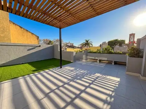 Depto Tipo Casa en Venta de 2 dormitorios