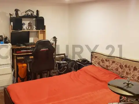 VENTA PH 4 AMB ABASTO. A 2 CUADRAS SUBTE B. OPORTUNIDAD!