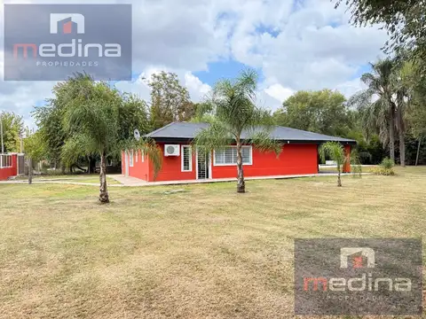 Casa 6 ambientes con 2 baños
