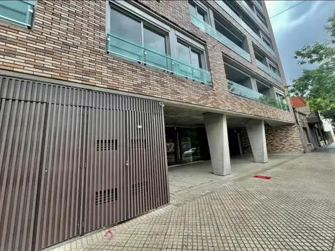 VENTA- Local Comercial, Planta Baja, Edificio Bruna, Barrio Abasto, Rosario