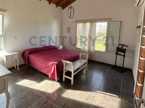 VENTA CASA 5 AMBIENTES  BRANDSEN