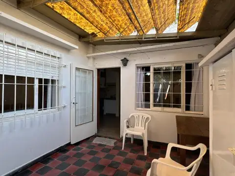 Depto Tipo Casa en Venta con 1 cocheras