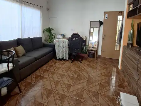 Depto Tipo Casa en Venta en Lanus Este, USD 85.000