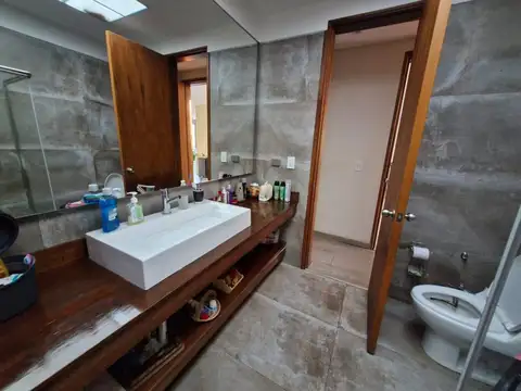Casa 6 ambientes con 3 baños