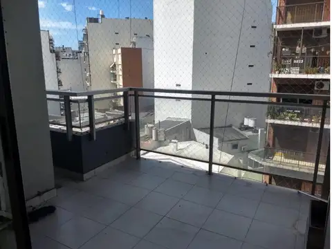 Rio De Janeiro 800, Piso 6°