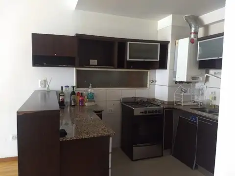 Departamento en Alquiler con 1 cocheras