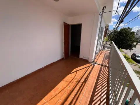 Avenida Churruarín 600