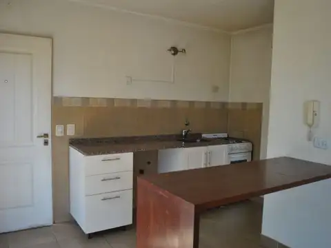 Depto Tipo Casa 2 ambientes con 1 baño