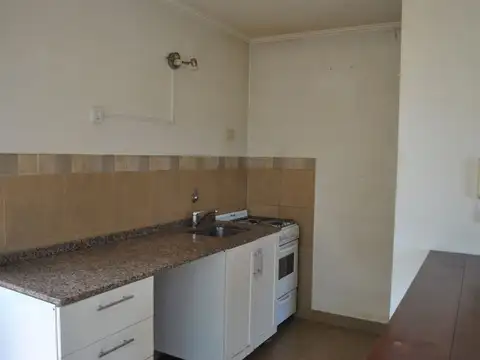 Depto Tipo Casa en Venta en Villa Sarmiento, USD 50.000