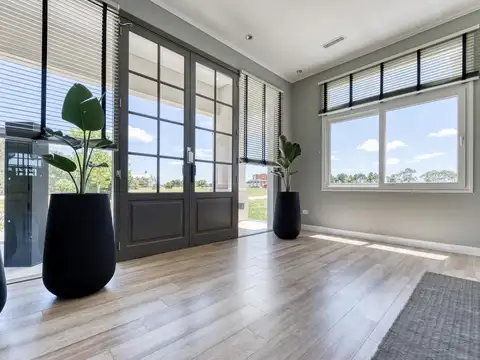 Casa en Venta en Casonas Del Haras, USD 459.000