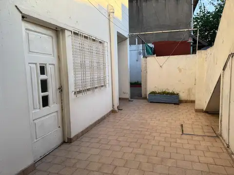 SARRATEA 4300, Piso PB