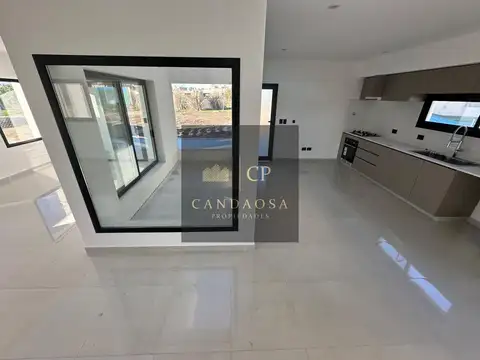 SG Casa Venta PREMIUM Barrio Santa Elisa