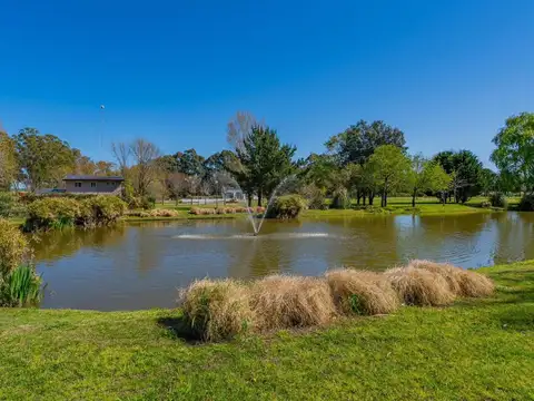 Terreno en Venta en Los Acantilados, USD 33.000