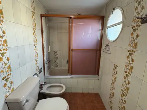 Departamento 4 ambientes con 2 baños