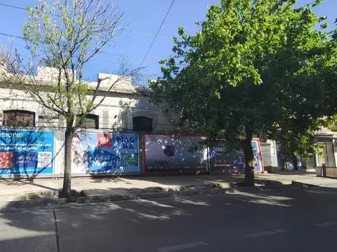 Terreno en Venta 20  mts Fondo