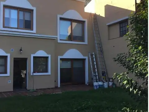 Casa 4 ambientes con 4 baños