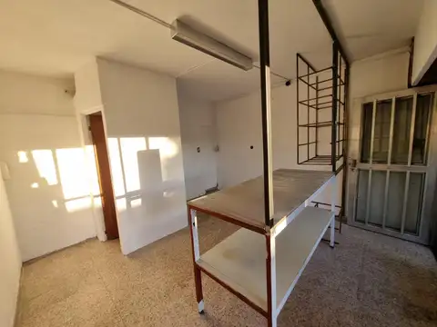 Local en Alquiler en Belgrano, $ 250.000
