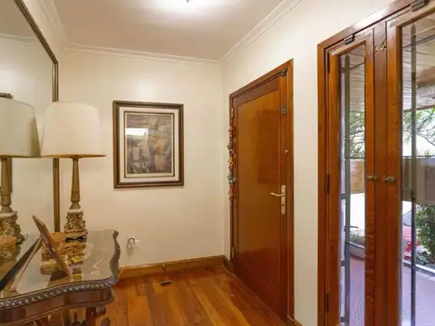 CHALET/ BARRIO INGLES EXCLUSIVO  6 AMBIENTES