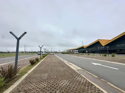 Terreno en Venta 300  mts Fondo