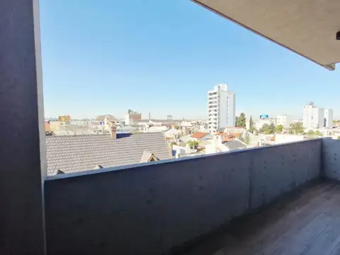 Departamento en Venta con 5 cocheras