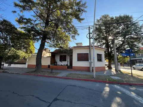 Hipólito Vieytes 1100