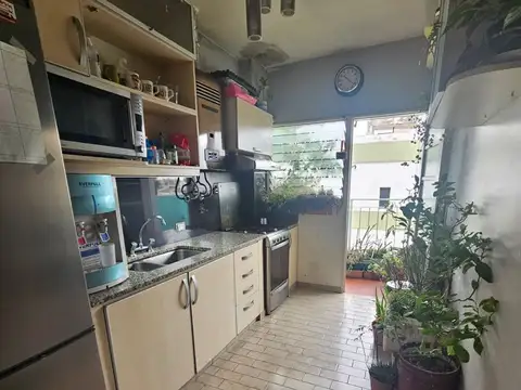 Venta departamento 2 ambientes Sáenz Peña luminoso