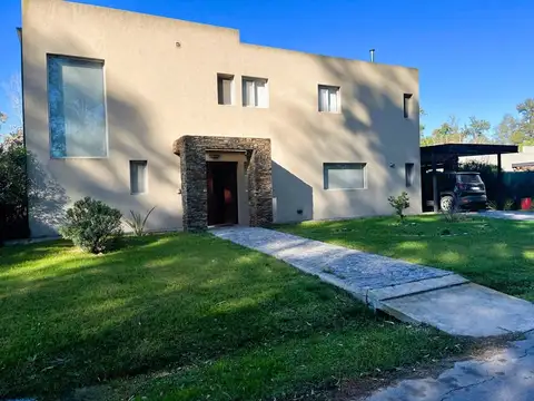 Casa en Alquiler en Presidente Derqui, USD 1.100